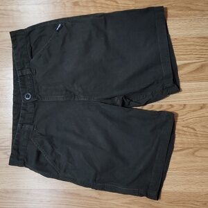 Volcom  Mens 3 Frkin Modern Chino Shorts size 28